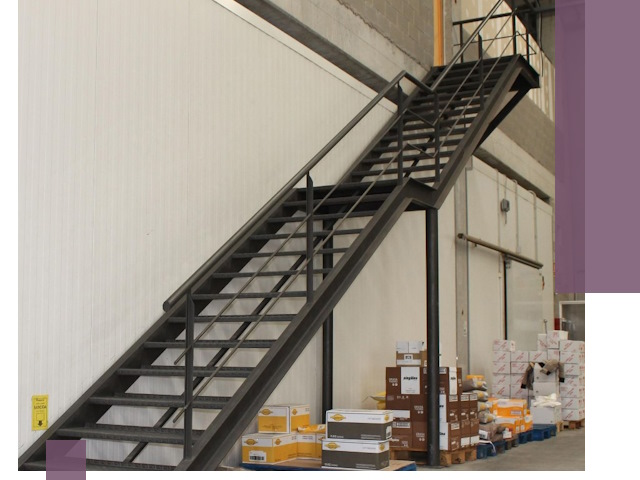 Лестницы для производства в Белореченске — изготовление и монтаж