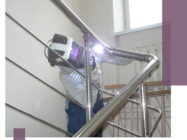 Монтаж перил и ограждений качественно в Белореченске