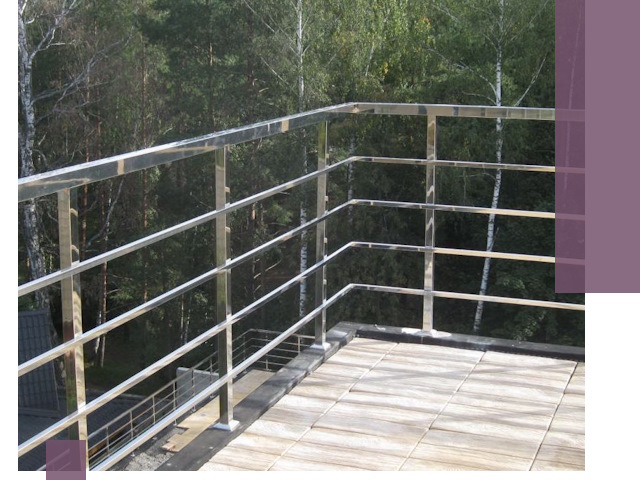 Парапеты из нержавеющей стали в Белореченске — изготовление и монтаж