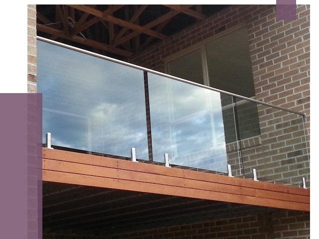 Стеклянные парапеты на крыше и террасе в Белореченске от 11412 руб. | ПРОЛЁТ-Блч